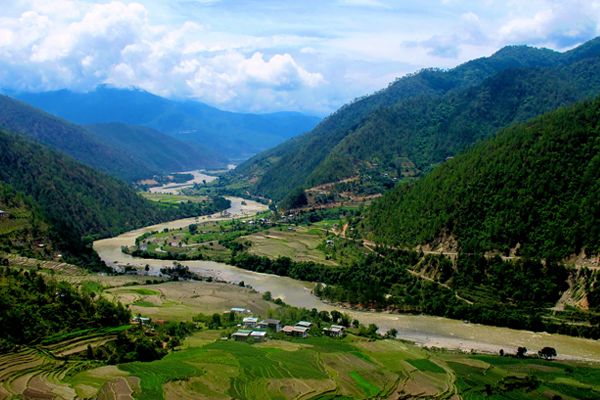 paro-valley-valley-bhutan
