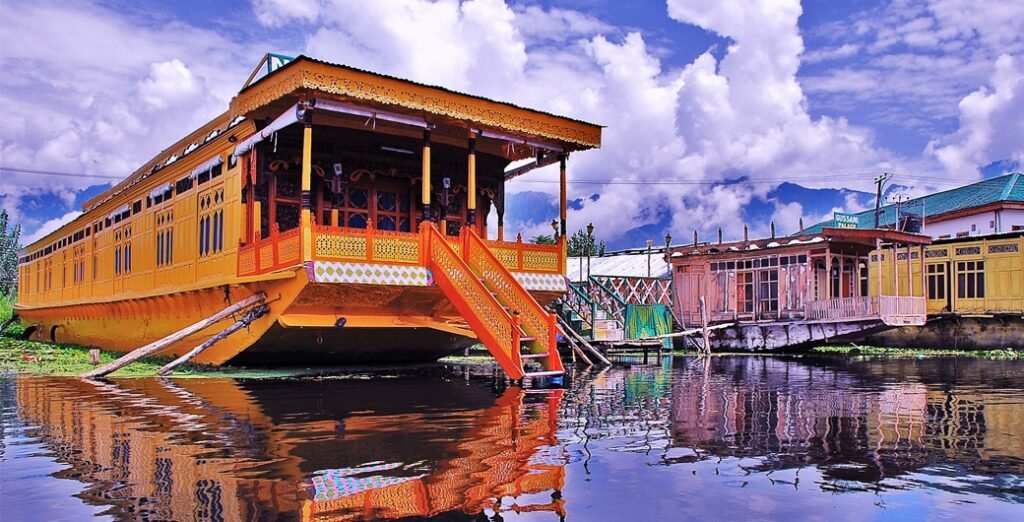 Cover-page-dale-lake