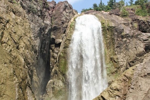 Gayathri Waterfalls