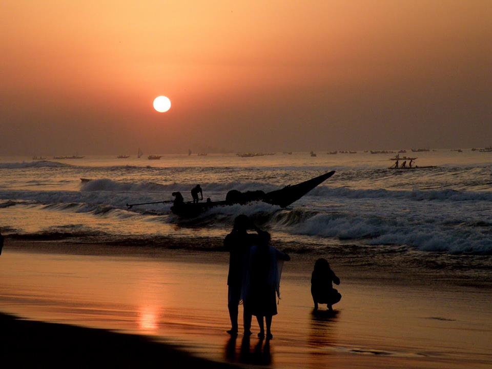 Sunrise-at-Puri-Beach-Puri-Odisha